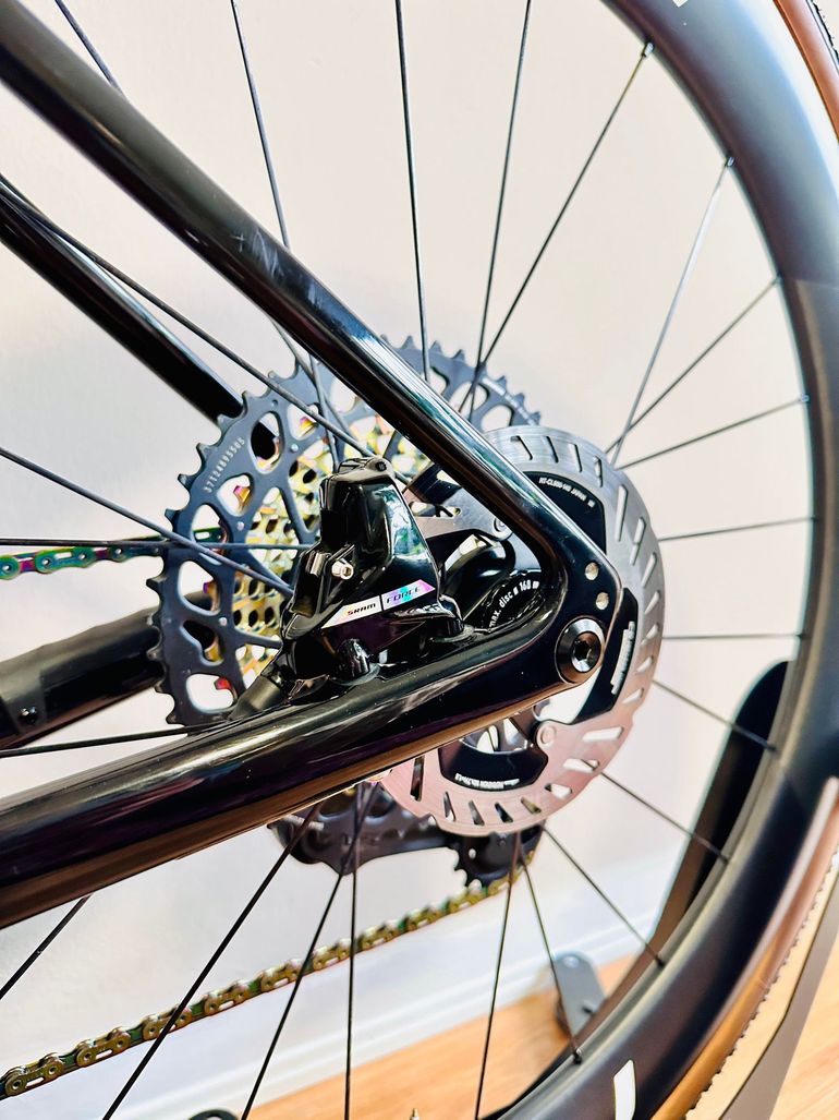 Used Specialized Diverge Expert Carbon 2024 2024 Road & Gravel — image 14 of 19