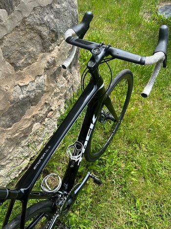 Used Trek Émonda SL 6 Disc Pro 2020 2020 Road & Gravel, Black — image 3 of 5
