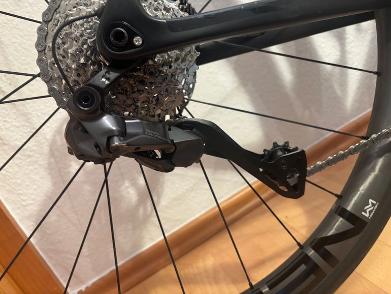 Used CUBE ATTAIN C:62, SLT 2025 2025 Road & Gravel, Negro — image 6 of 7