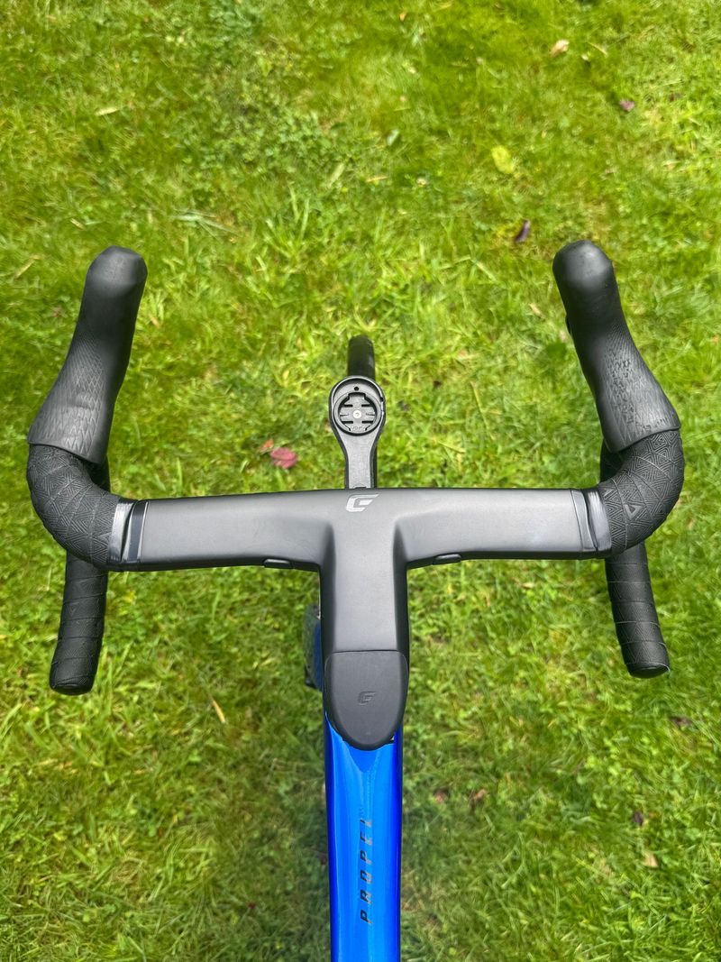 Used Giant Propel Advanced 2 2023 2023 Road & Gravel, Blue — image 3 of 9