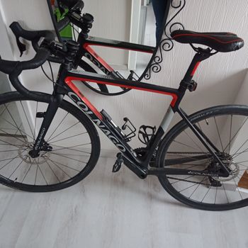 Used Colnago V3 Rival Axs Disc Bike 2022 2022 Road & Gravel, Black — image 3 of 4