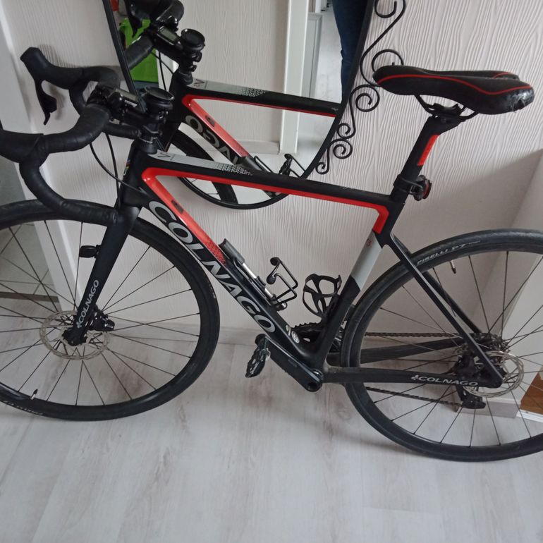 Used Colnago V3 Rival Axs Disc Bike 2022 2022 Road & Gravel, Black — image 3 of 4