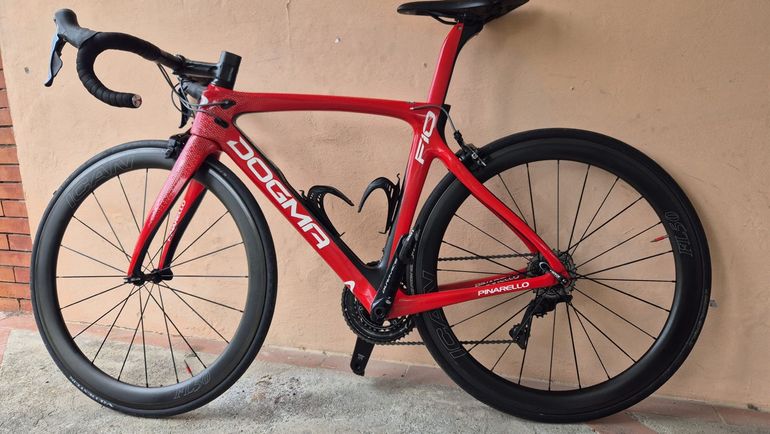 Used Pinarello Dogma Shimano Dura Ace 2019 Road & Gravel, Rot — image 2 of 7