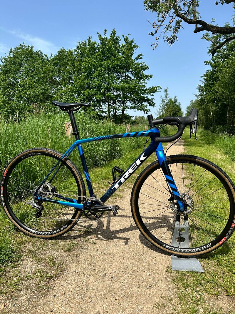 Used Trek Boone SRAM Rival 2021 Road & Gravel