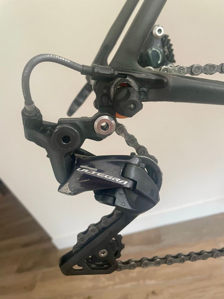 Used Cannondale SuperSix EVO Disc Ultegra 2019 2019 Road & Gravel, Black — image 2 of 5