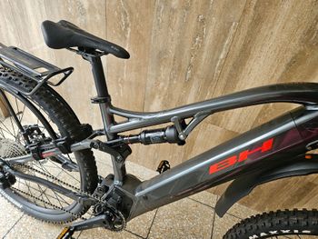 Used BH ATOM LYNX 8.0 2022 2022 Mountainbike, Grigio chiaro — image 3 of 12