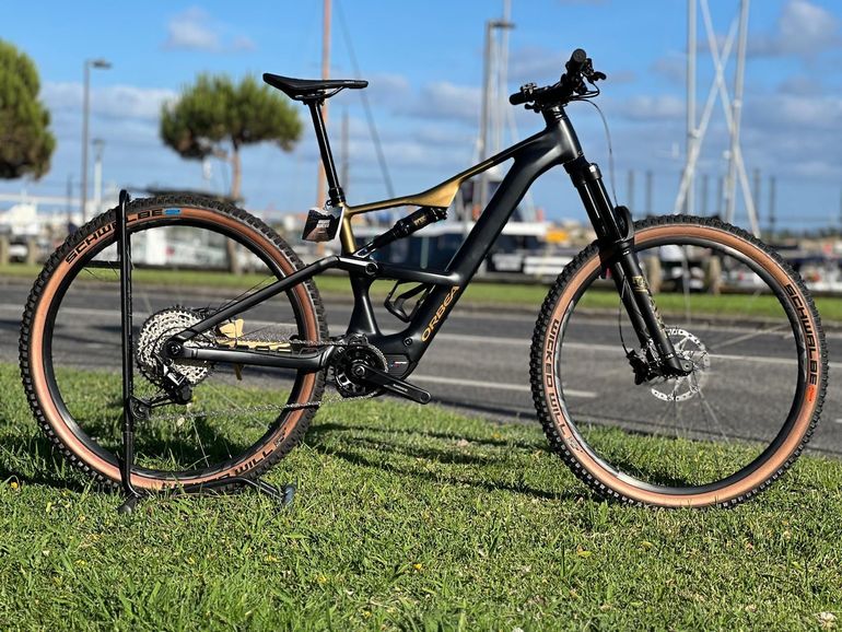 Used Orbea RISE SL H30 2025 2025 Mountainbike, Black, 29 — image 1 of 3