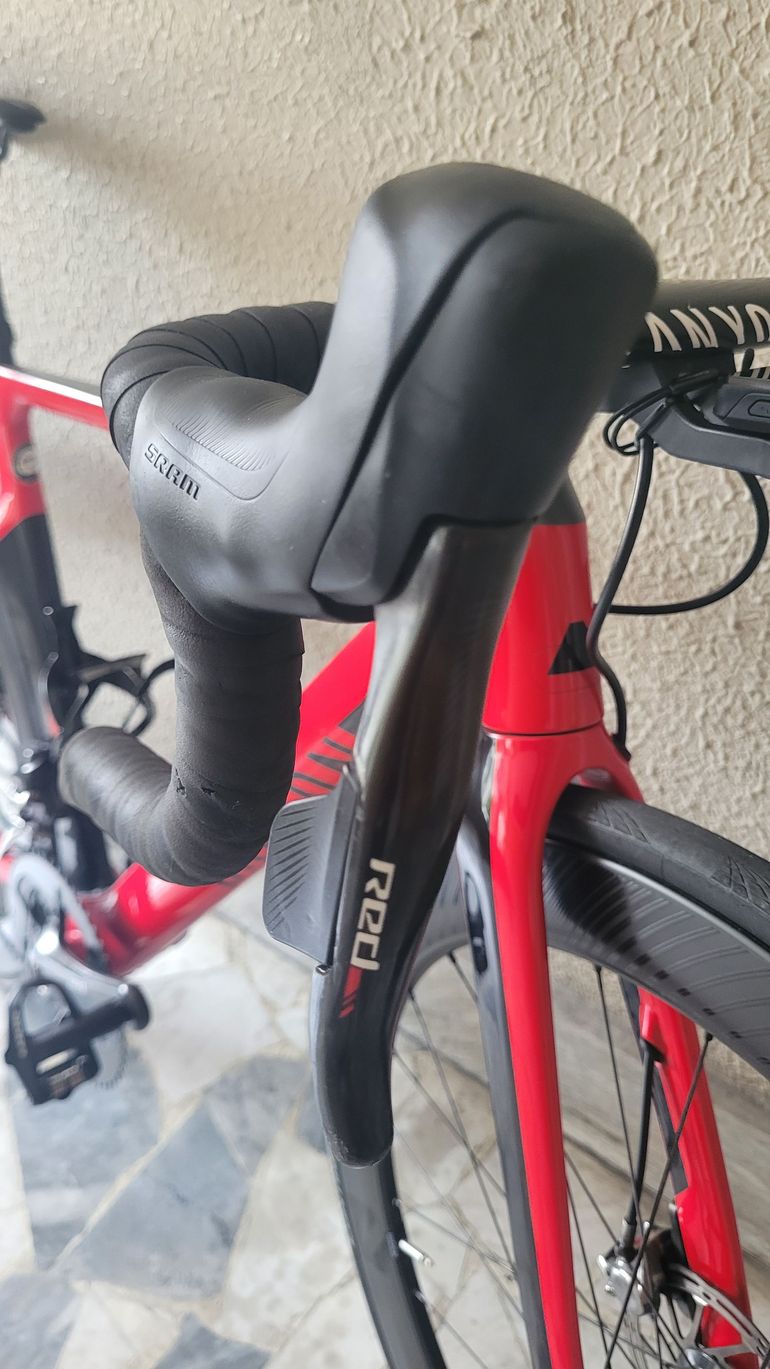 Used Canyon Aeroad CF SLX Disc 9.0 LTD 2018 2018 Road & Gravel, Rosso — image 7 of 8