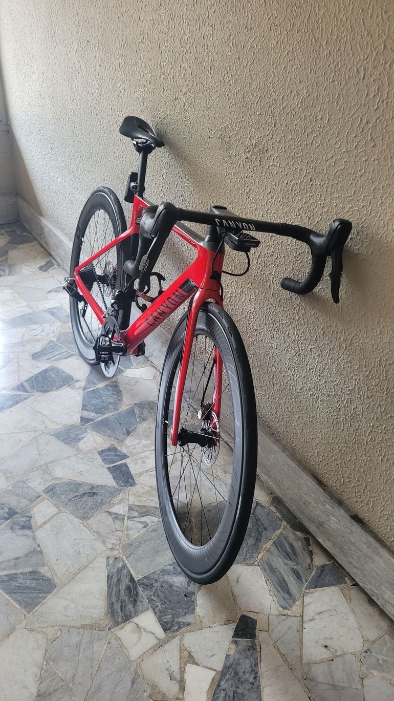 Used Canyon Aeroad CF SLX Disc 9.0 LTD 2018 2018 Road & Gravel, Rosso — image 4 of 8