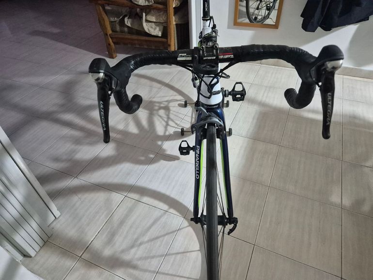 Used Pinarello DOGMA 65.1 Hydro 2015 2015 Road & Gravel, Weiß — image 3 of 5