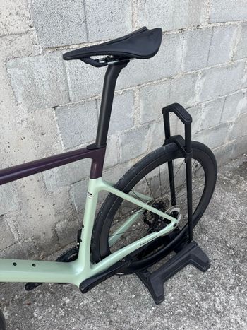 Used Focus IZALCO MAX 8.9 2024 2024 Road & Gravel — image 7 of 7