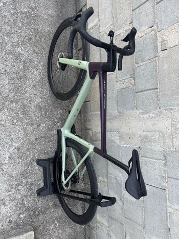 Used Focus IZALCO MAX 8.9 2024 2024 Road & Gravel — image 4 of 7