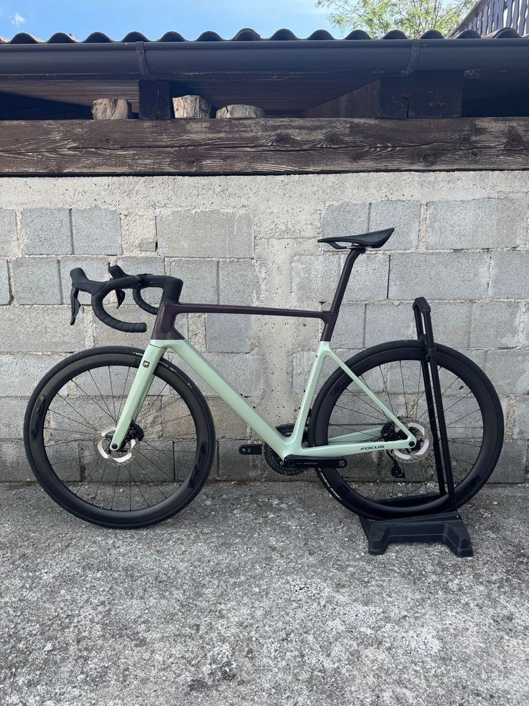 Used Focus IZALCO MAX 8.9 2024 2024 Road & Gravel — image 3 of 7