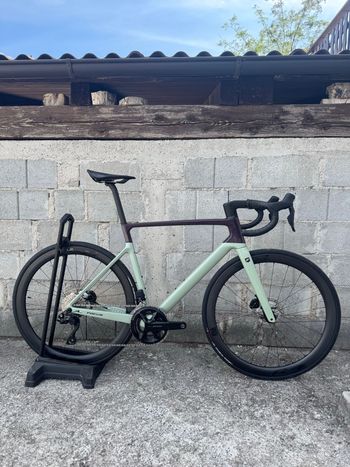 Used Focus IZALCO MAX 8.9 2024 2024 Road & Gravel — image 2 of 7