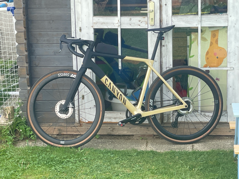 Used Canyon Grail CF SLX 8 Di2 2024 2024 Road & Gravel — image 2 of 4