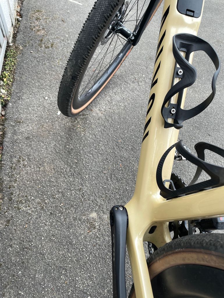 Used Canyon Grail CF SLX 8 Di2 2024 2024 Road & Gravel — image 3 of 4