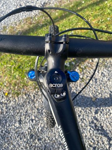 Käytetty Canyon Neuron Shimano Deore XT 2021 Mountainbike — kuva 15 / 16