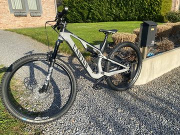 Käytetty Canyon Neuron Shimano Deore XT 2021 Mountainbike — kuva 1 / 16
