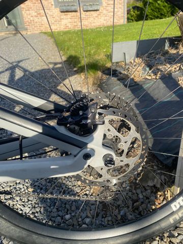 Käytetty Canyon Neuron Shimano Deore XT 2021 Mountainbike — kuva 8 / 16