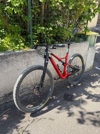 Used Cannondale Scalpel Carbon 3 2022 2022 Mountainbike, Red, 29 — image 2 of 10