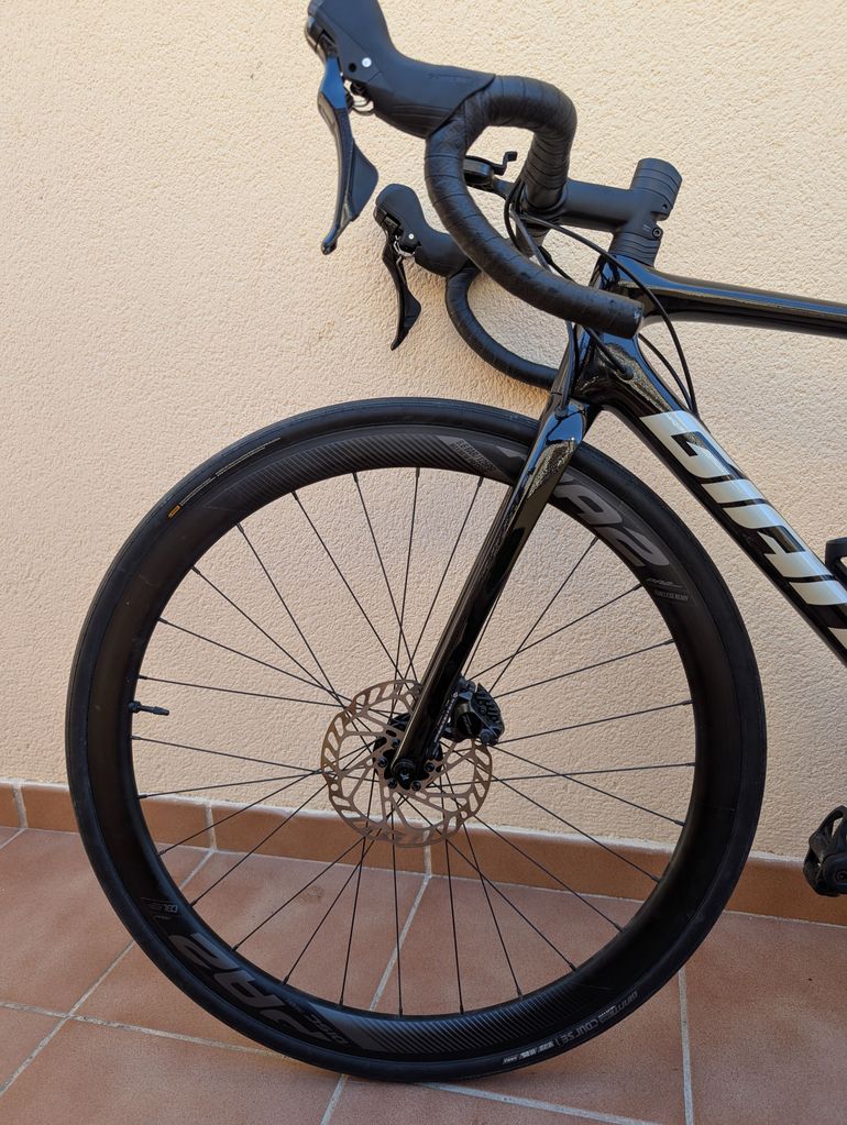 Used Giant TCR Advanced Disc 2 Pro Compact 2024 2024 Road & Gravel — image 10 of 11