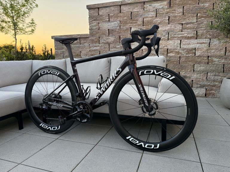 Used Specialized Tarmac Shimano Dura Ace Di2 2025 Road & Gravel, Purple — image 12 of 14