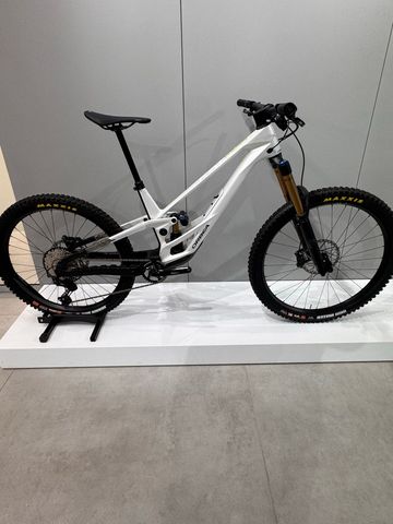 Käytetty Orbea RALLON E-TEAM 2026 Frameset 2026 MTB