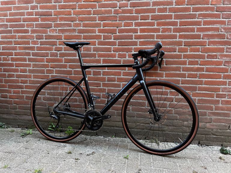 Gebrauchtes BMC TEAMMACHINE ALR DISC ONE 2019 2019 Road & Gravel, Schwarz — Bild 1 von 6