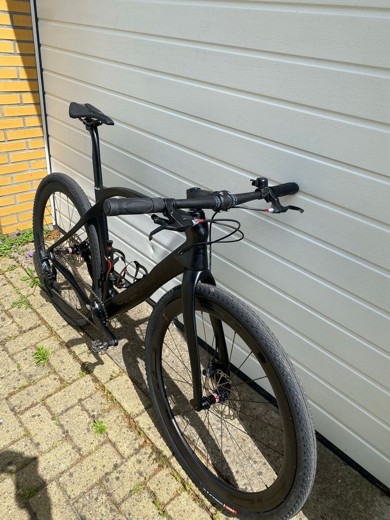 Used Airwolf Airwolf Custom Shimano SLX 2026 Road & Gravel, Black — image 5 of 6