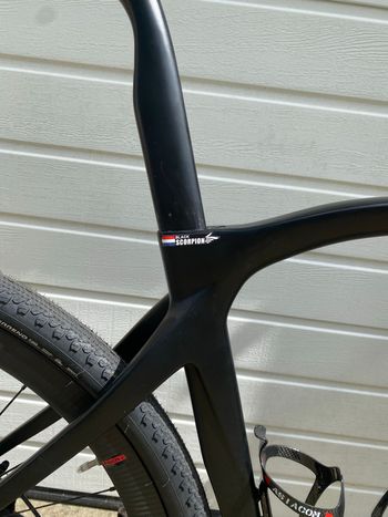 Used Airwolf Airwolf Custom Shimano SLX 2026 Road & Gravel, Black — image 4 of 6