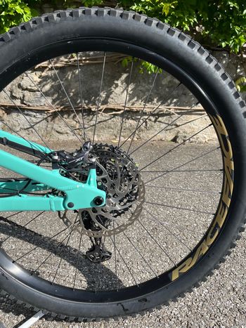 Used Rocky Mountain Instinct Powerplay Carbon 70 2021 2021 Mountainbike, Green — image 7 of 12