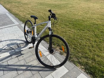 Used Trek Dual Sport 3 2019 2019 Urban, Light Gray — image 2 of 9