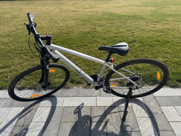 Used Trek Dual Sport 3 2019 2019 Urban, Light Gray — image 9 of 9