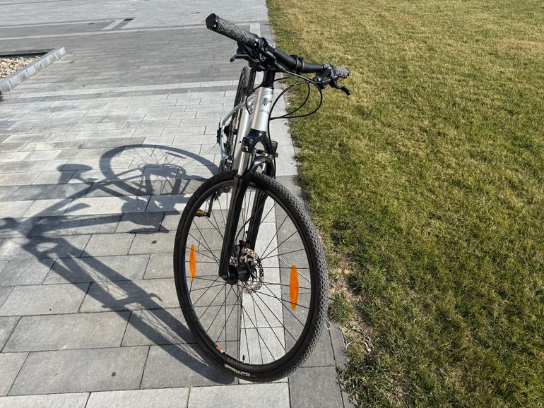 Used Trek Dual Sport 3 2019 2019 Urban, Light Gray — image 3 of 9
