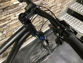 Used Specialized Jynx Comp 650b 2017 2017 Mountainbike, Schwarz, 27.5 — image 4 of 10