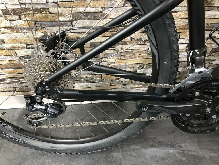 Used Specialized Jynx Comp 650b 2017 2017 Mountainbike, Schwarz, 27.5 — image 3 of 10