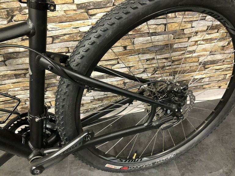 Used Specialized Jynx Comp 650b 2017 2017 Mountainbike, Schwarz, 27.5 — image 7 of 10