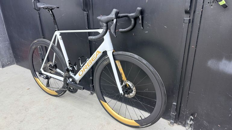 Used Orbea ORCA M20iLTD 2024 2024 Road & Gravel — image 4 of 10