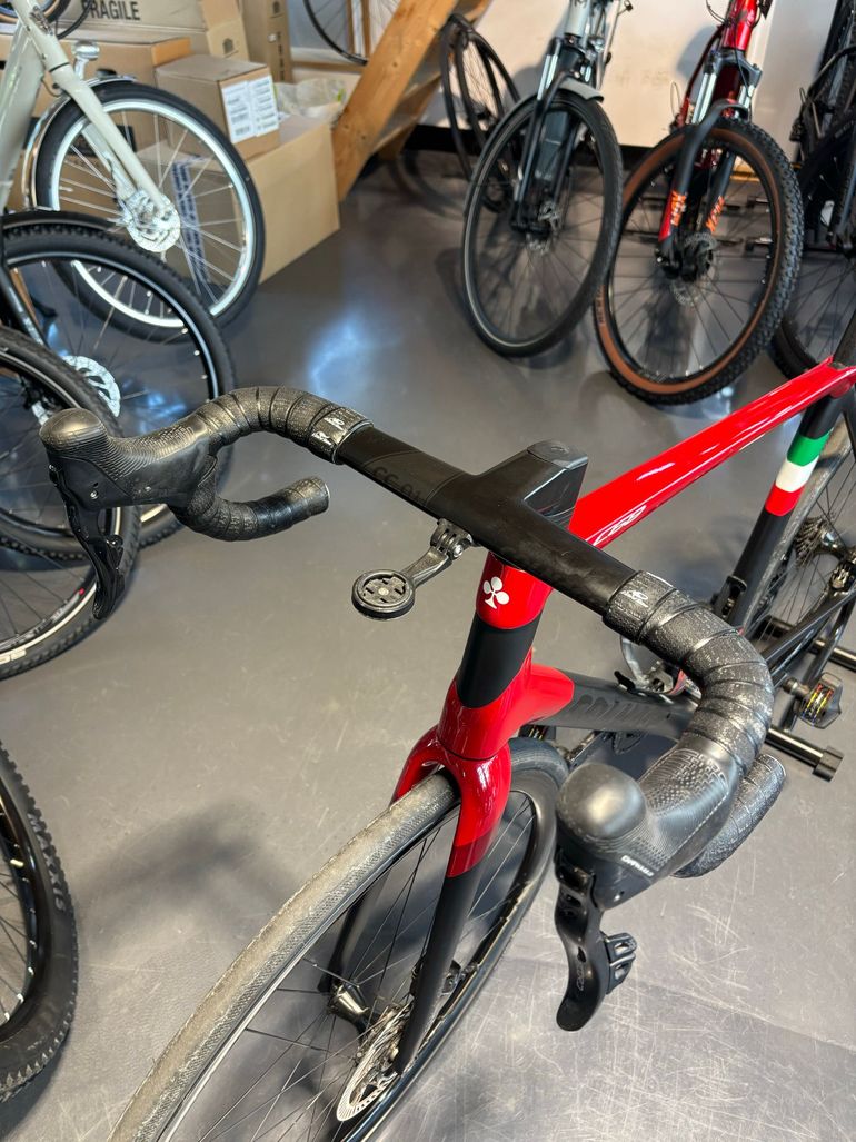 Used Colnago C68 Disc Corsa Pro Bike 2023 2023 Road & Gravel, Schwarz — image 5 of 9