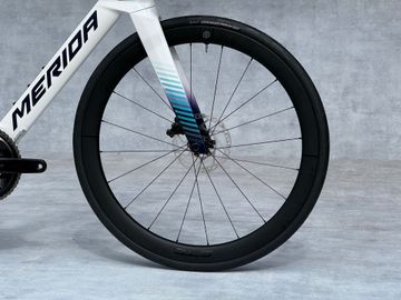Used Merida REACTO 5000 2027 2027 Road & Gravel, White — image 3 of 11