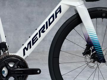 Used Merida REACTO 5000 2027 2027 Road & Gravel, White — image 5 of 11