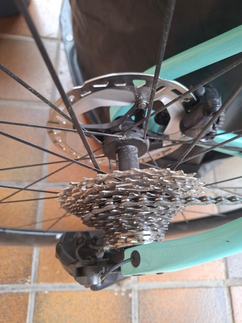 Used Bianchi Infinito ULTEGRA DI2 2025 2025 Road & Gravel — image 4 of 11