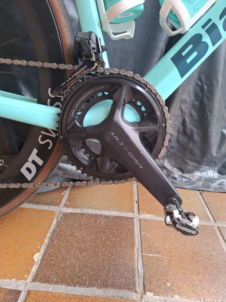 Used Bianchi Infinito ULTEGRA DI2 2025 2025 Road & Gravel — image 3 of 11