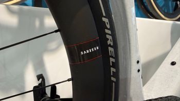 Used Cervélo Aspero SRAM Rival eTap AXS 2025 Road & Gravel, Weiß — image 4 of 5