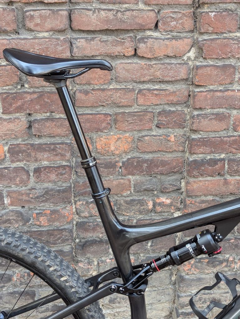 Used Specialized Epic EVO Comp 2021 2021 Mountainbike, Black, 29 — image 8 of 14