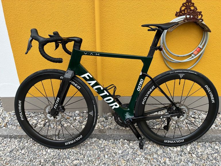 Used Factor Ostro Shimano Ultegra Di2 (12 Speed) 2022 Road & Gravel, Green — image 2 of 5
