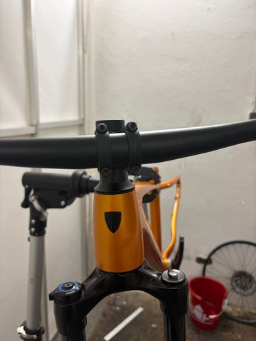 Used Trek X-Caliber 7 2019 Frameset 2019 Mountainbike, Orange, 27.5, 29 — image 3 of 6