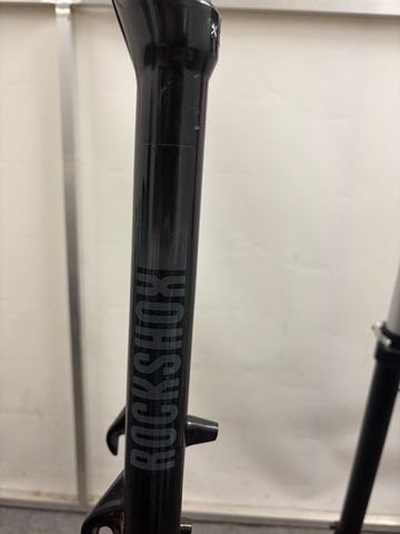 Used Trek X-Caliber 7 2019 Frameset 2019 Mountainbike, Orange, 27.5, 29 — image 6 of 6