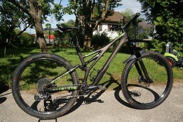 Specialized Stumpjumper Expert 2022 2022 MTB usato