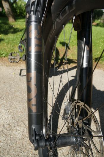 Used Specialized Stumpjumper Expert 2022 2022 Mountainbike, Green, 29 — image 6 of 8